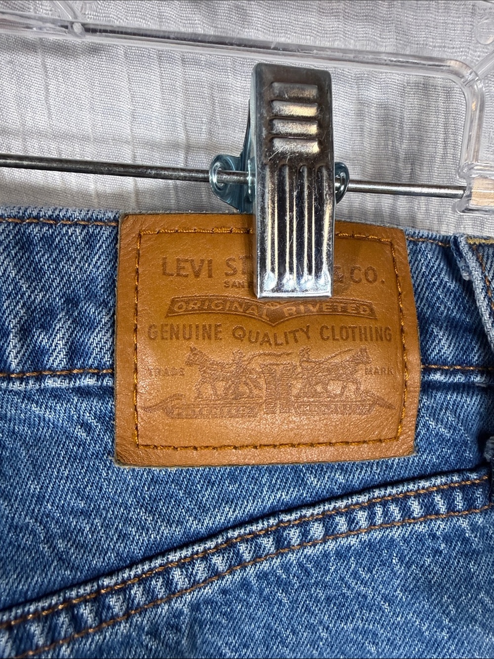 Levis Rib Cage Straight Ankle Jeans size 28 - Picture 12 of 13